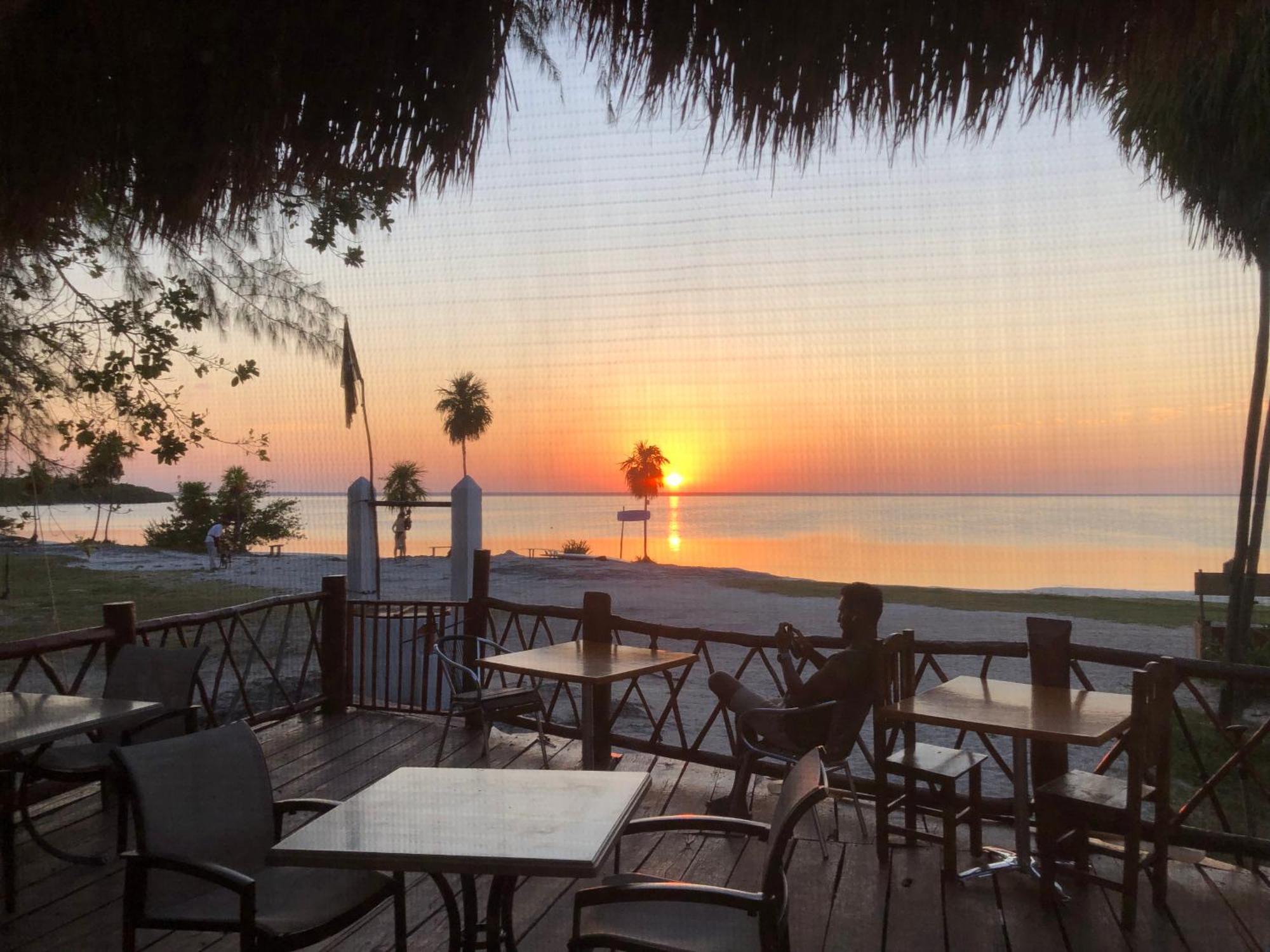 קנקון Ikarus Costa Mujeres Eco Lodge Sunset View מראה חיצוני תמונה