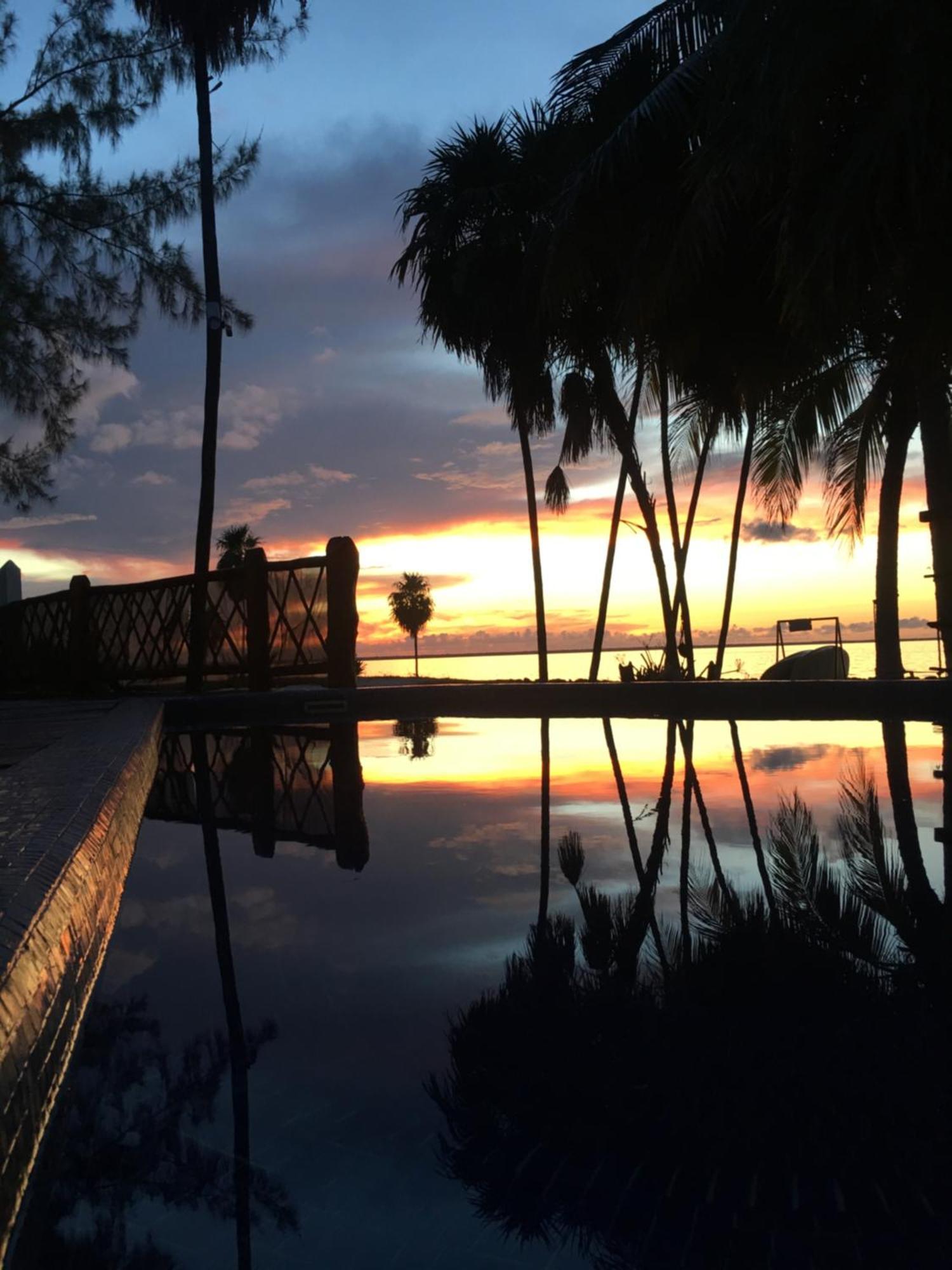 קנקון Ikarus Costa Mujeres Eco Lodge Sunset View מראה חיצוני תמונה